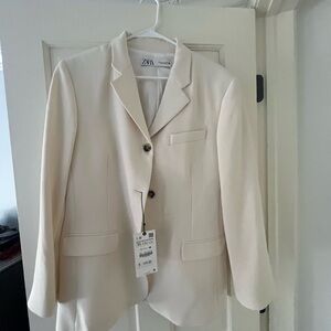 Zara Women's Cream Blazer